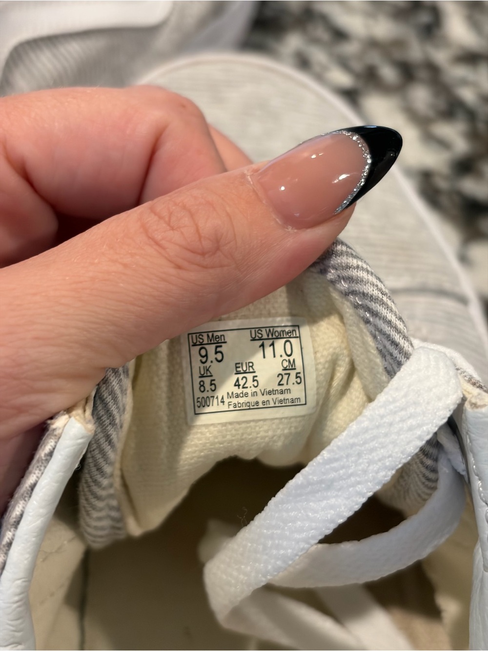 Vans - Picture 5 of 5
